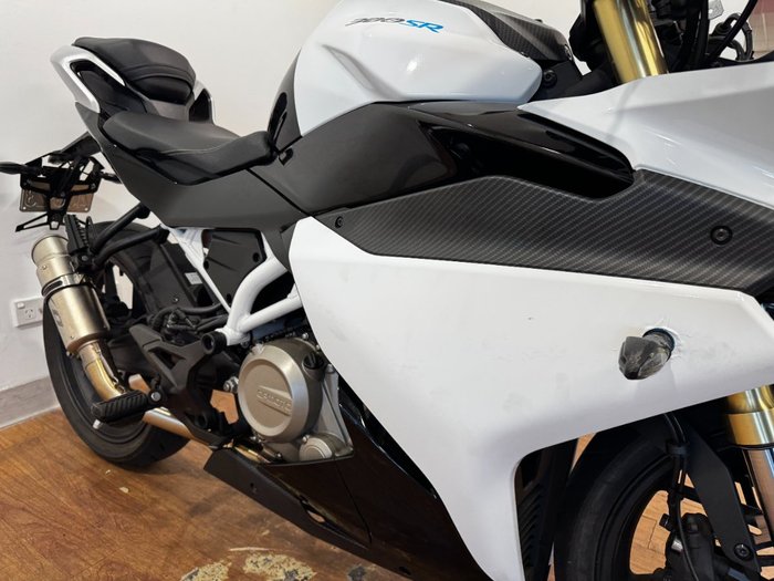 2020 CFMoto 300 SR ABS WHITE