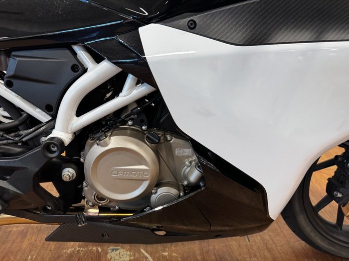 2020 CFMoto 300 SR ABS WHITE