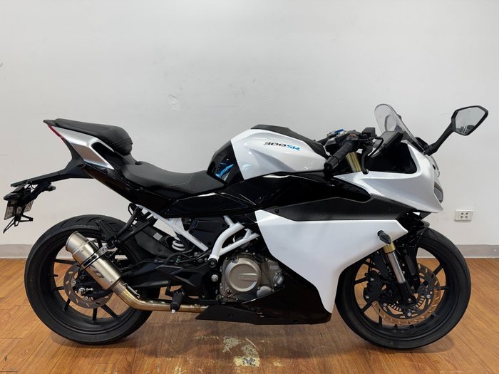2020 CFMoto 300 SR ABS WHITE