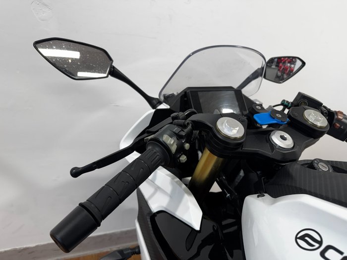 2020 CFMoto 300 SR ABS WHITE