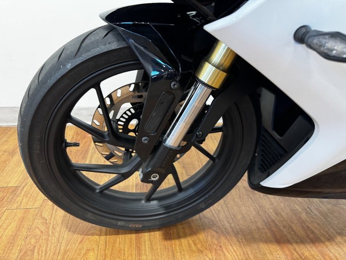 2020 CFMoto 300 SR ABS WHITE