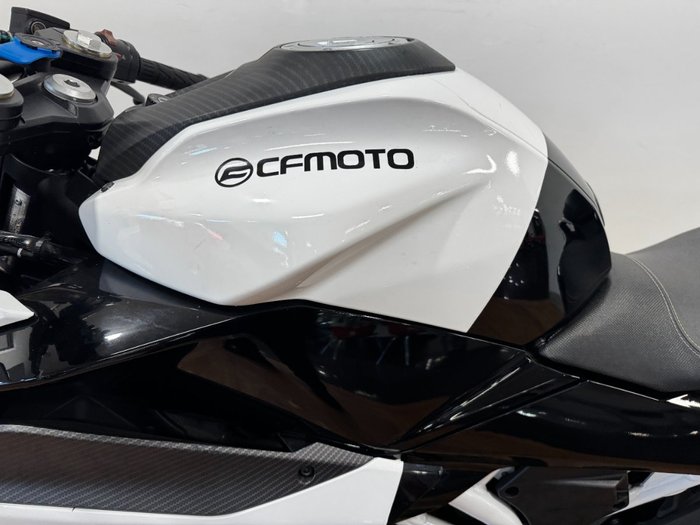 2020 CFMoto 300 SR ABS WHITE