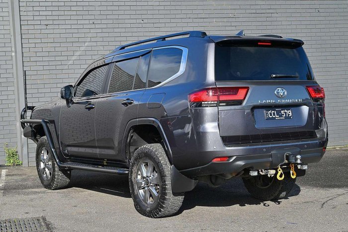 2022 Toyota Landcruiser VX