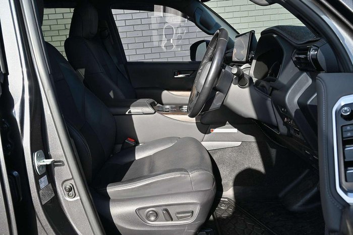 2022 Toyota Landcruiser VX