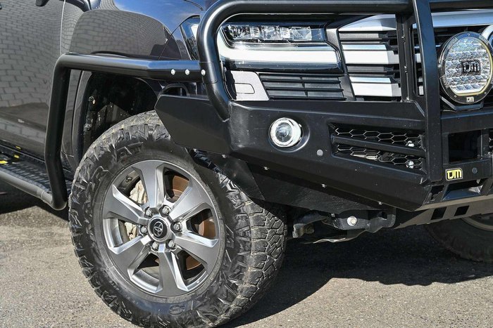 2022 Toyota Landcruiser VX