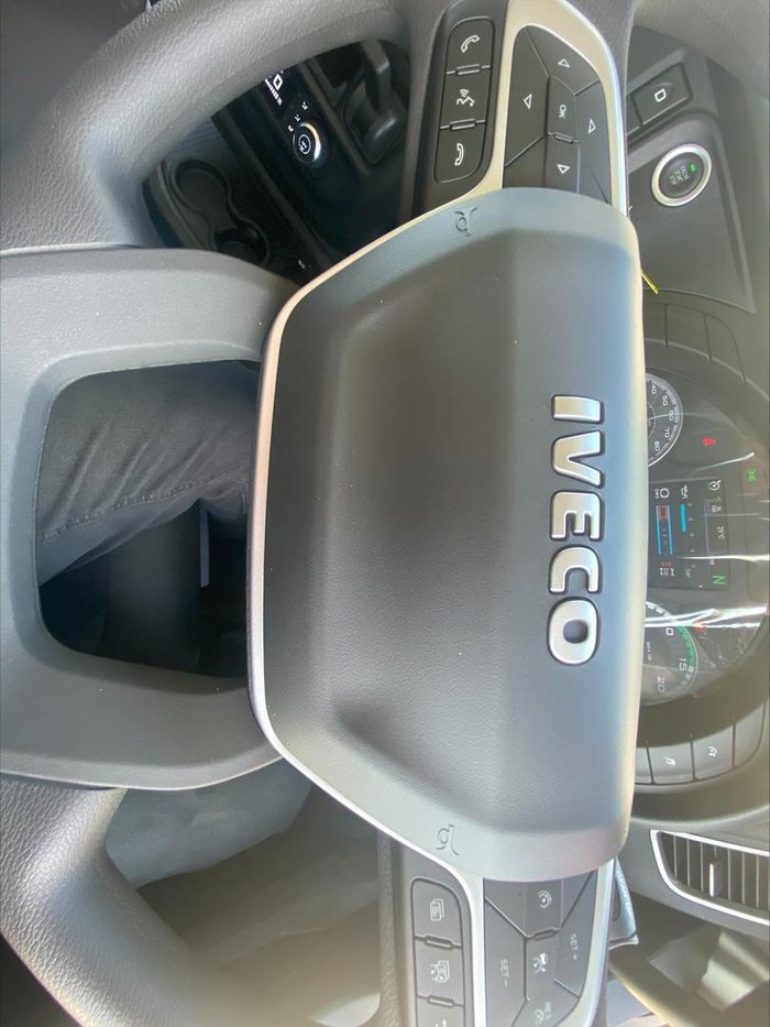 2025 Iveco S-Way AS270
