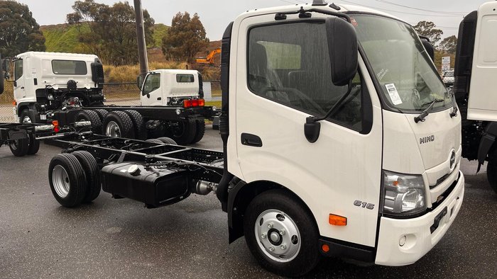 2025 Hino 300 Series