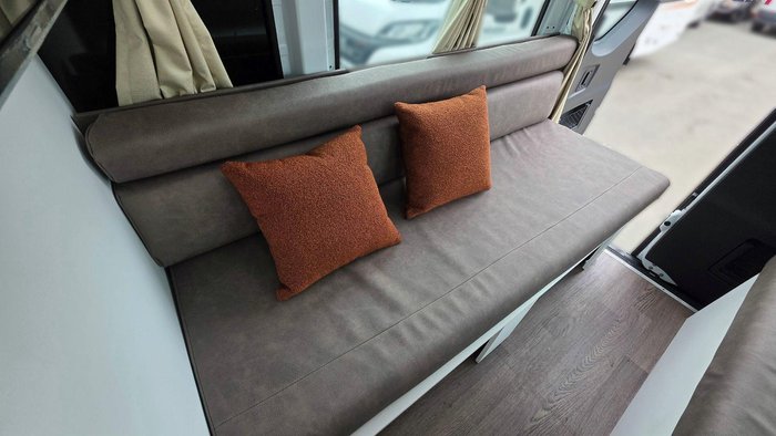2024 Winnebago Bondi 4S 4 Berth