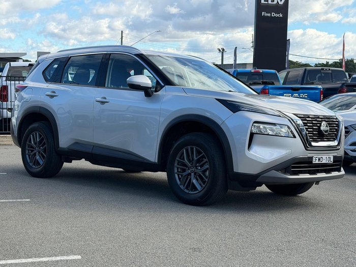 2024 Nissan X-TRAIL ST