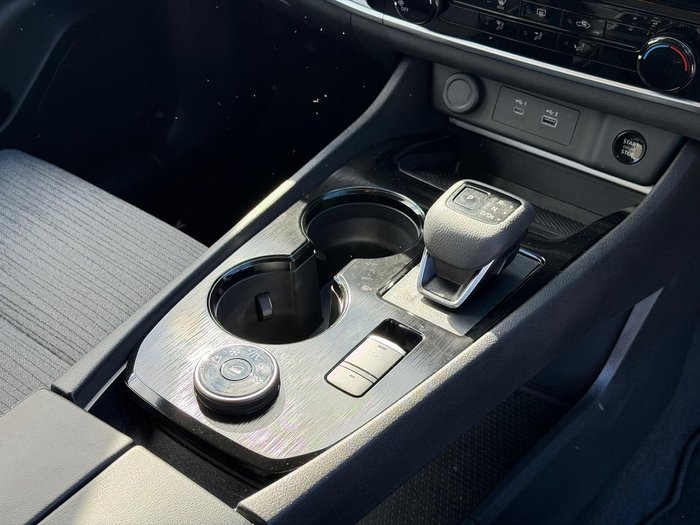 2024 Nissan X-TRAIL ST
