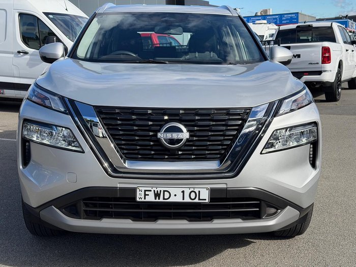 2024 Nissan X-TRAIL ST