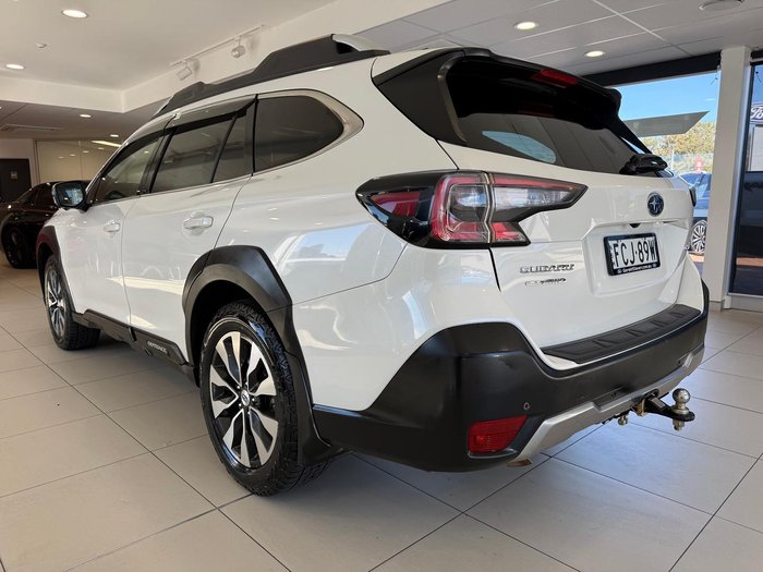 2023 Subaru Outback AWD Touring