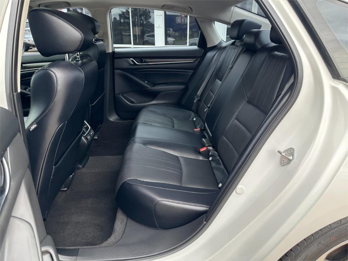 2019 HONDA ACCORD VTi-LX 1.5L TURBO MY19 WHITE