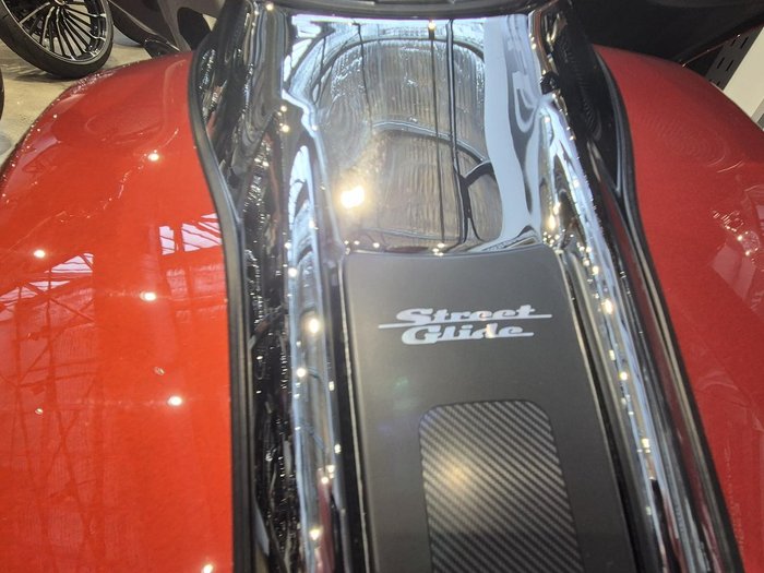 2024 Harley-Davidson Street Glide 117 (FLHX) Touring Red