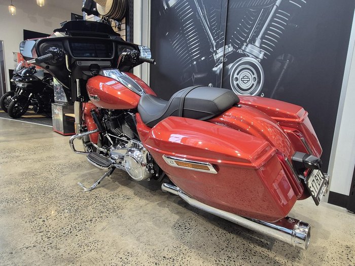 2024 Harley-Davidson Street Glide 117 (FLHX) Touring Red