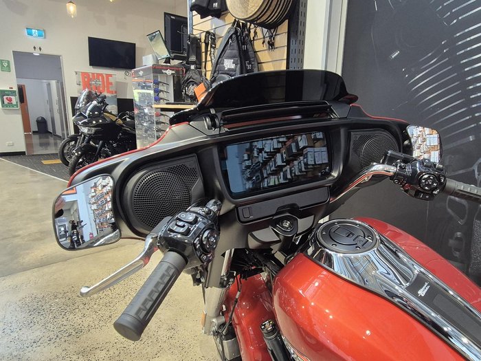 2024 Harley-Davidson Street Glide 117 (FLHX) Touring Red
