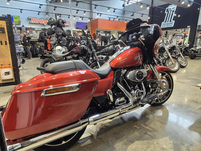 2024 Harley-Davidson Street Glide 117 (FLHX) Touring Red