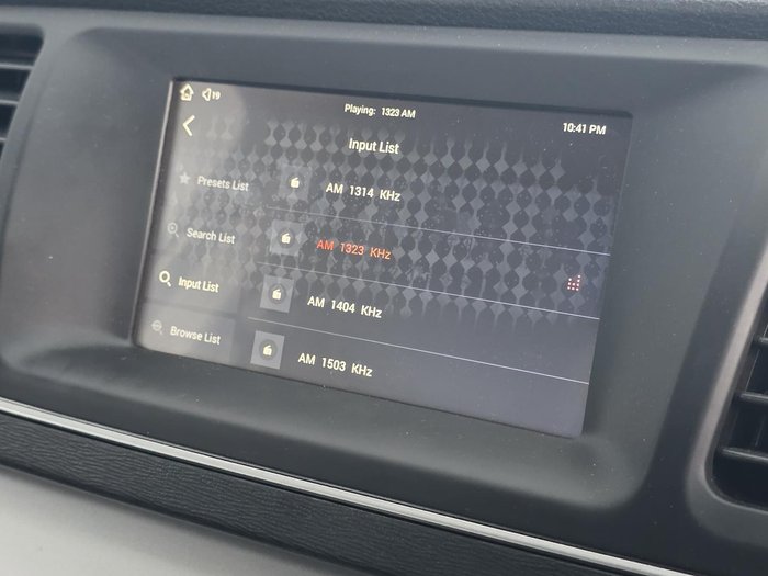 2023 LDV G10 +