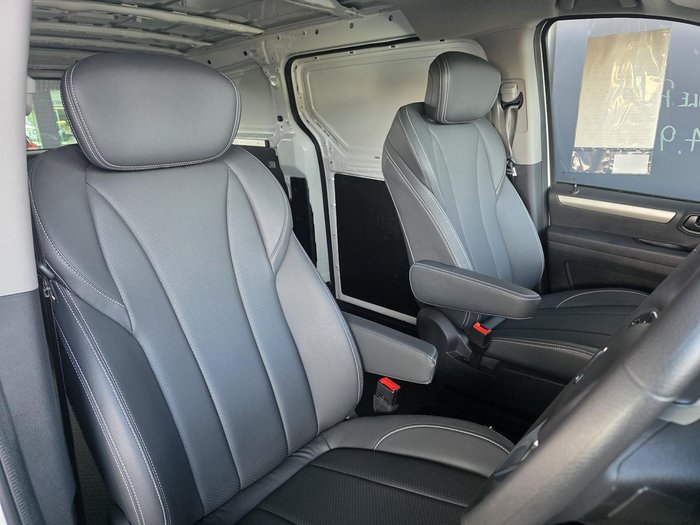 2023 LDV G10 +