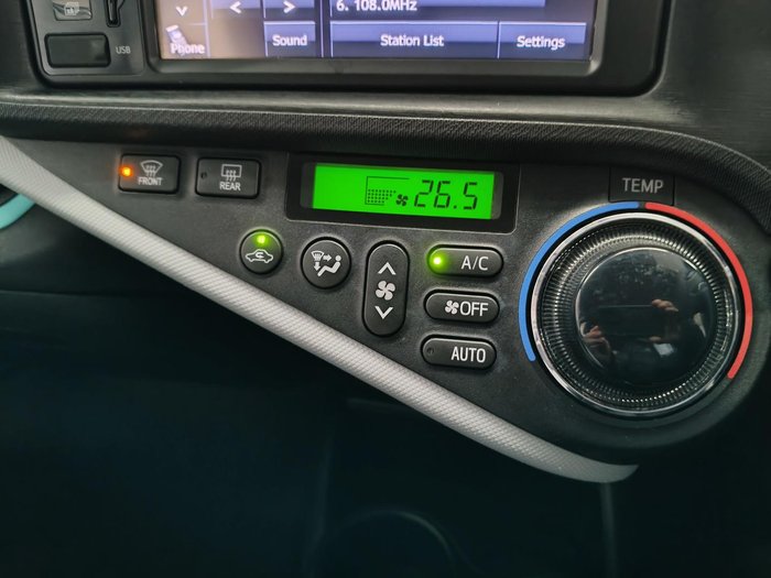 2013 Toyota Prius C
