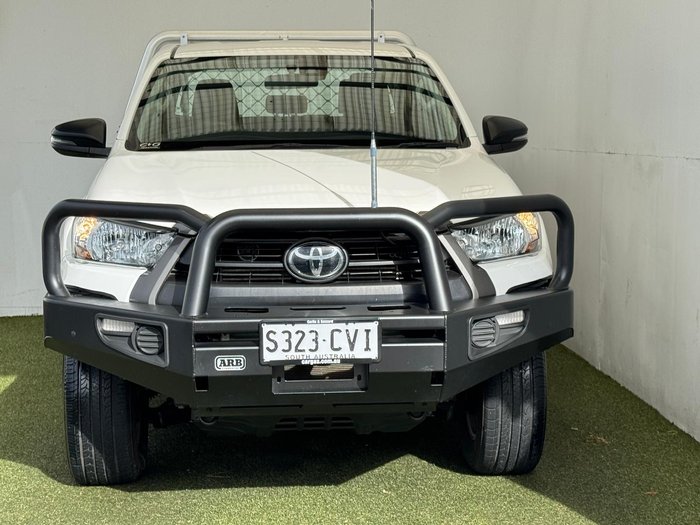 2023 Toyota Hilux SR