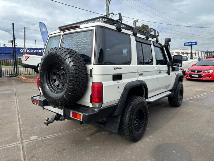 2011 Toyota Landcruiser Workmate