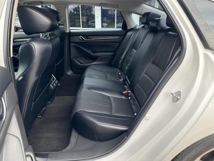 2019 Honda Accord VTi-LX