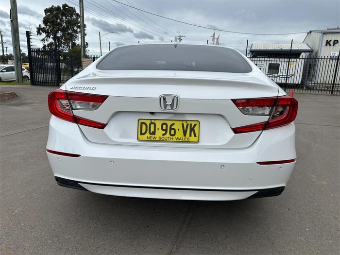 2019 Honda Accord VTi-LX