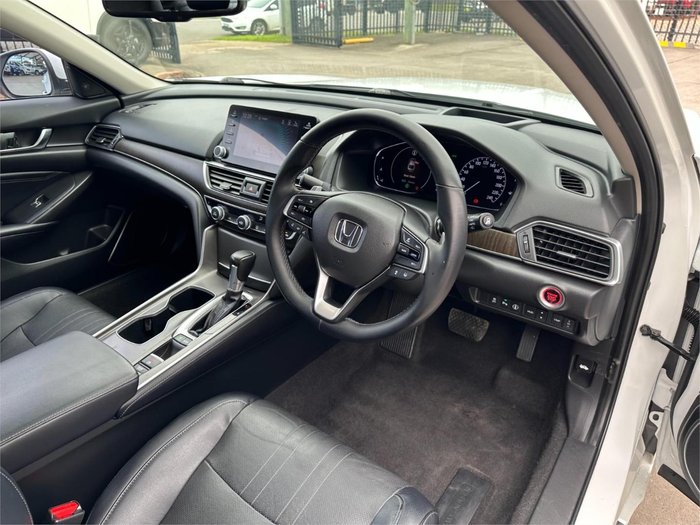 2019 Honda Accord VTi-LX