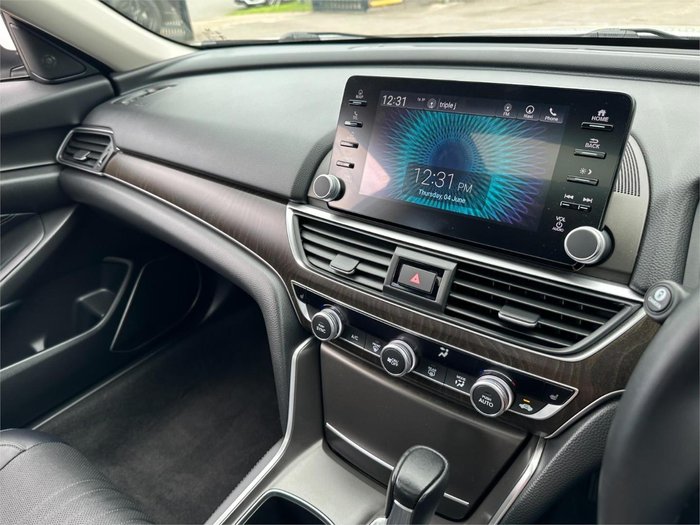 2019 Honda Accord VTi-LX