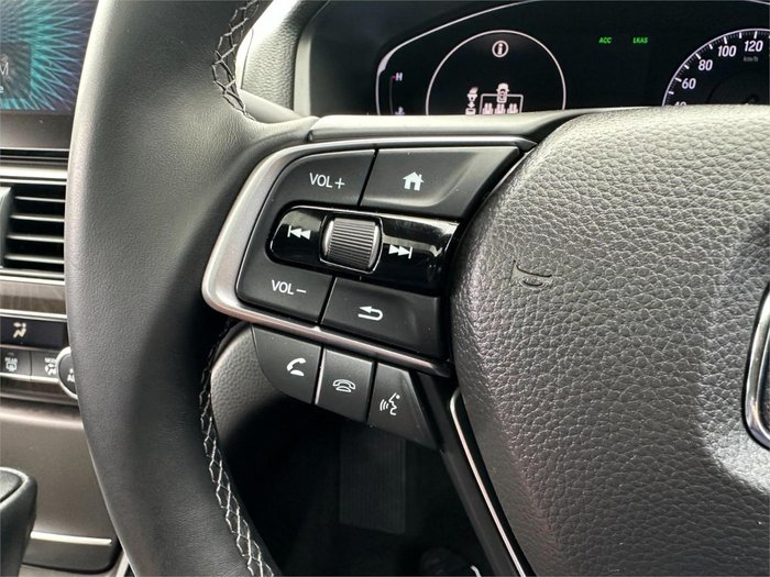 2019 Honda Accord VTi-LX