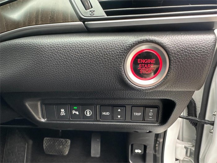 2019 Honda Accord VTi-LX