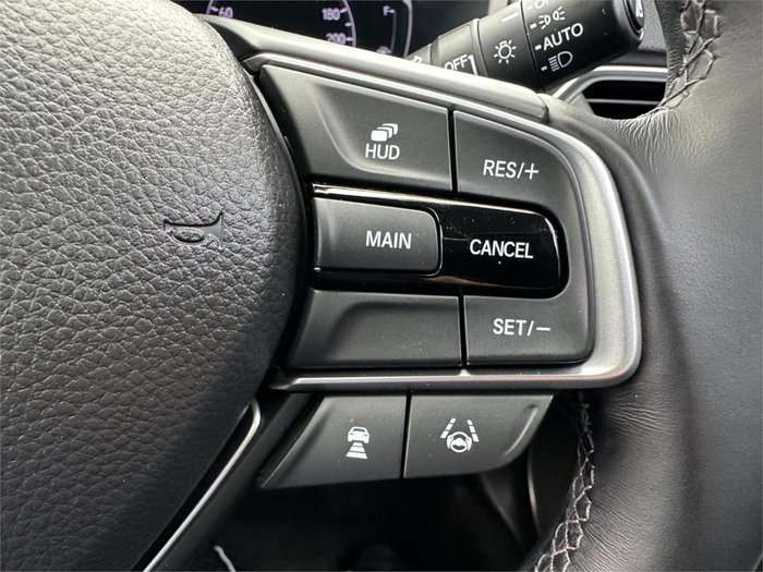 2019 Honda Accord VTi-LX