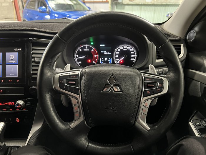 2022 Mitsubishi Pajero Sport GLS