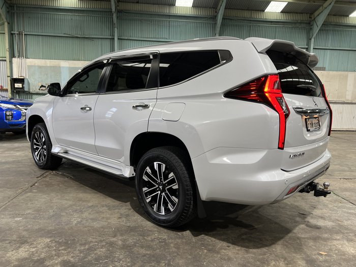 2022 Mitsubishi Pajero Sport GLS