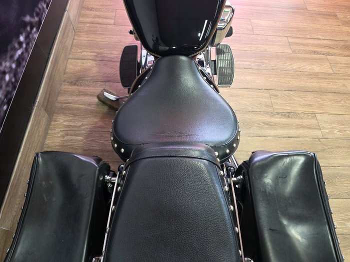 2014 Suzuki VL800T (BOULEVARD C50T) Black