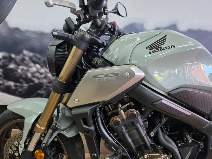 2021 Honda CB650R GREY