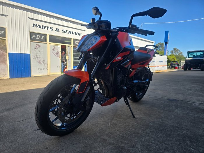 2024 Ktm DUKE GP Orange