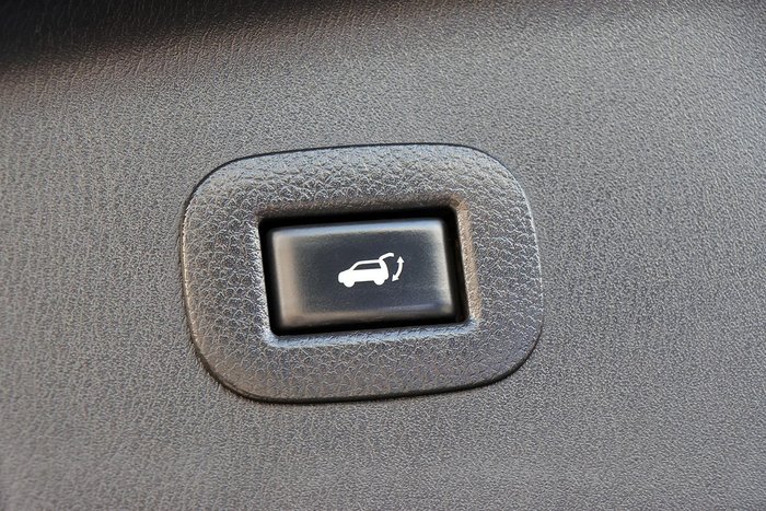 2021 Nissan Patrol Ti-L