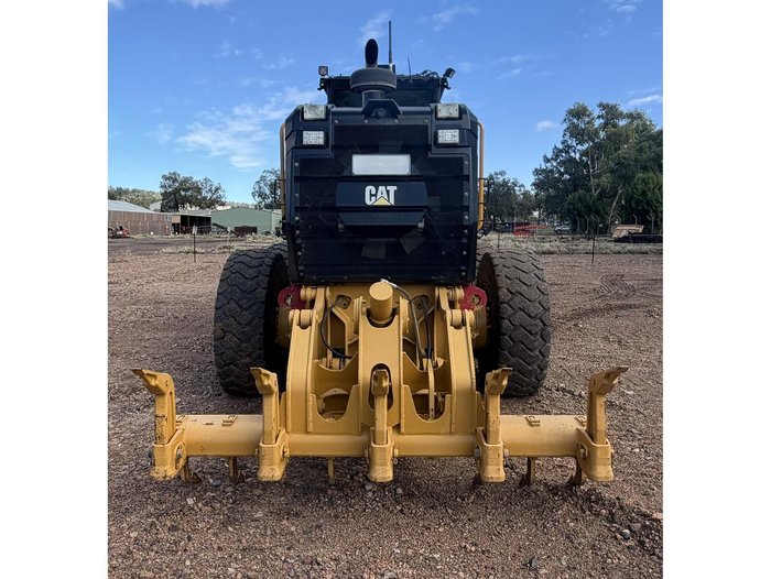 2013 Caterpillar 140M2
