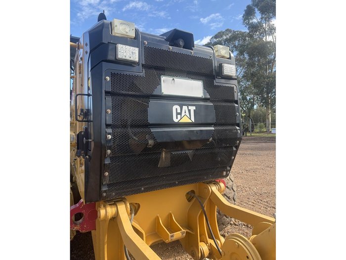 2013 Caterpillar 140M2