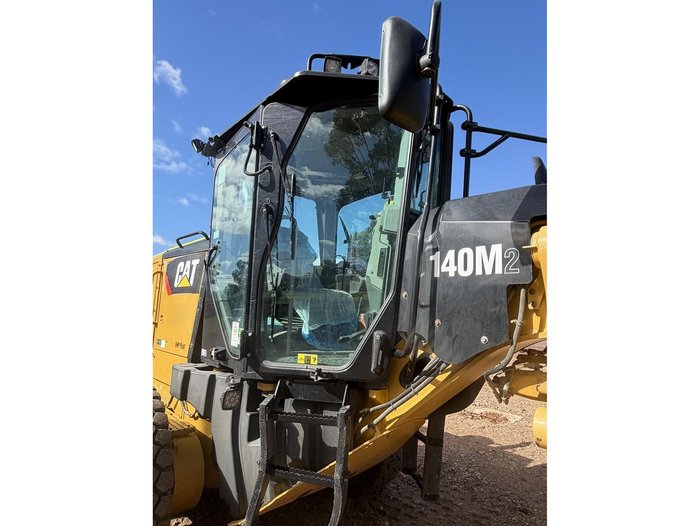 2013 Caterpillar 140M2