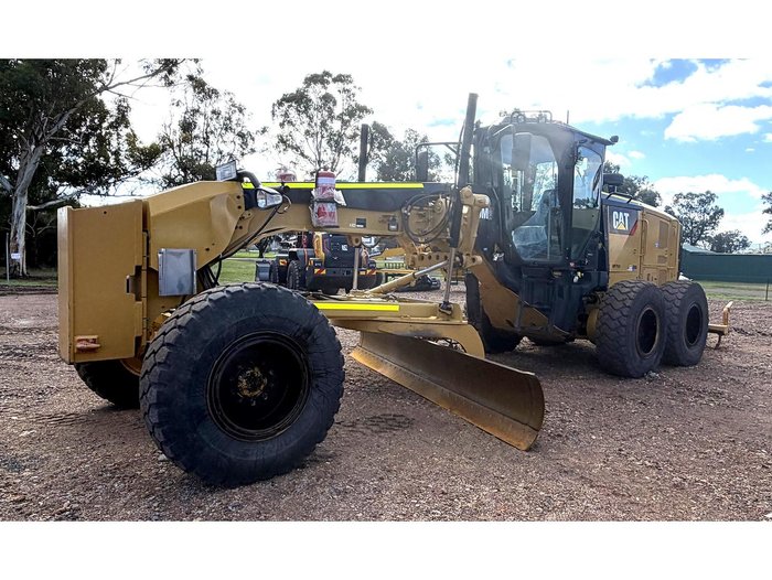 2013 Caterpillar 140M2