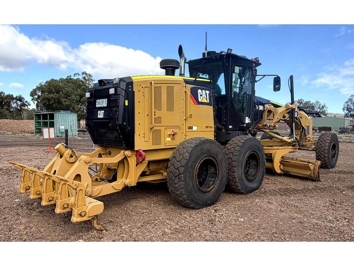 2013 Caterpillar 140M2