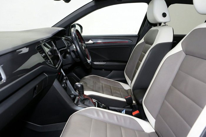 2022 Volkswagen T-Roc 140TSI R-Line