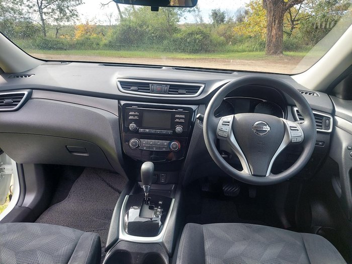 2017 Nissan X-TRAIL ST