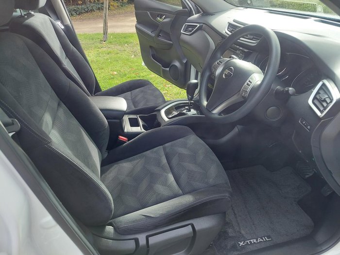 2017 Nissan X-TRAIL ST