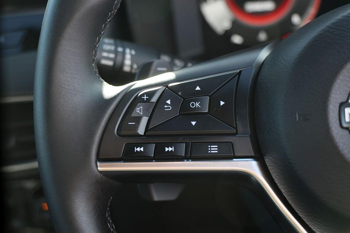 2024 Nissan JUKE ST-L