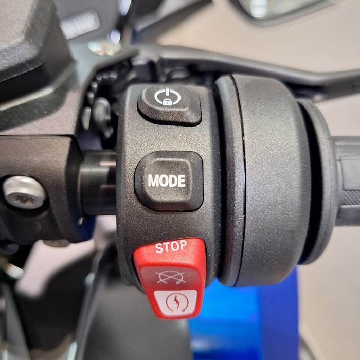 2025 BMW R 1300 RT Impulse