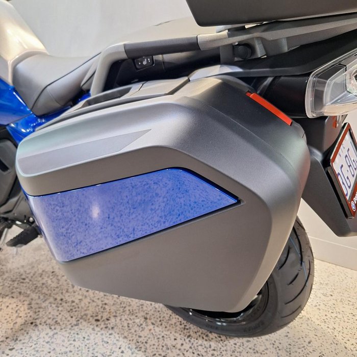 2025 BMW R 1300 RT Impulse